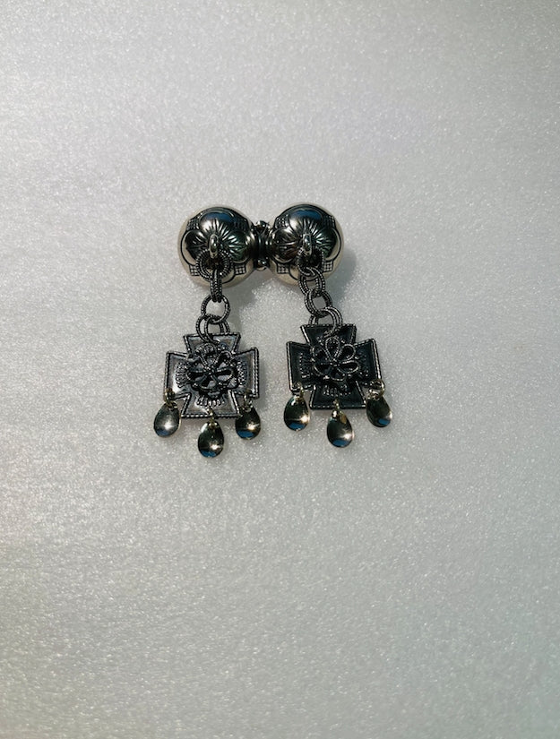 Fjordsylv Halsknapp uten stein, oksidert