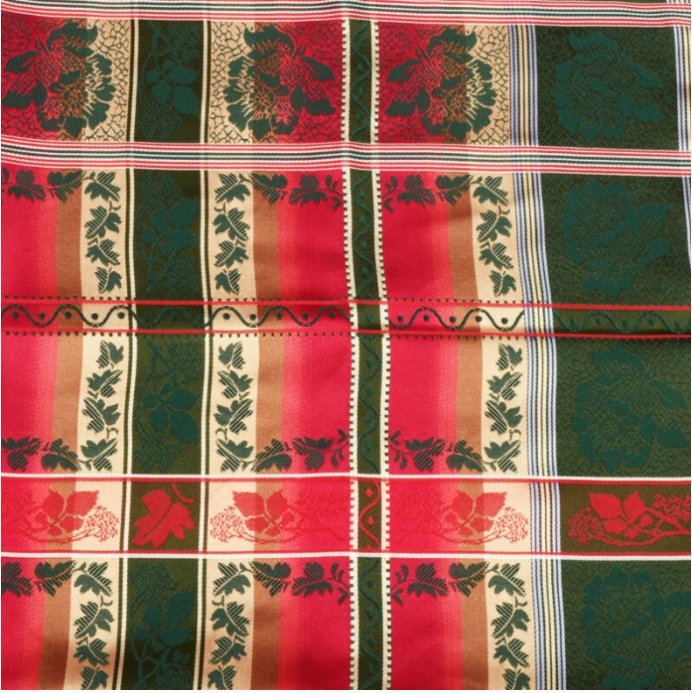 GABRIELLA SILKESKJERF, 70X70CM