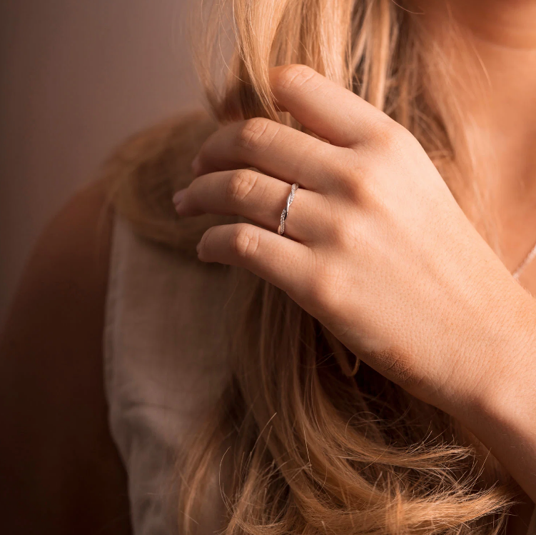FRIENDSHIP RING I SØLV MED ZIRKONIA