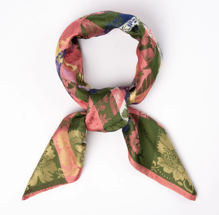 ESTELLE SILKESKJERF, 70X70CM