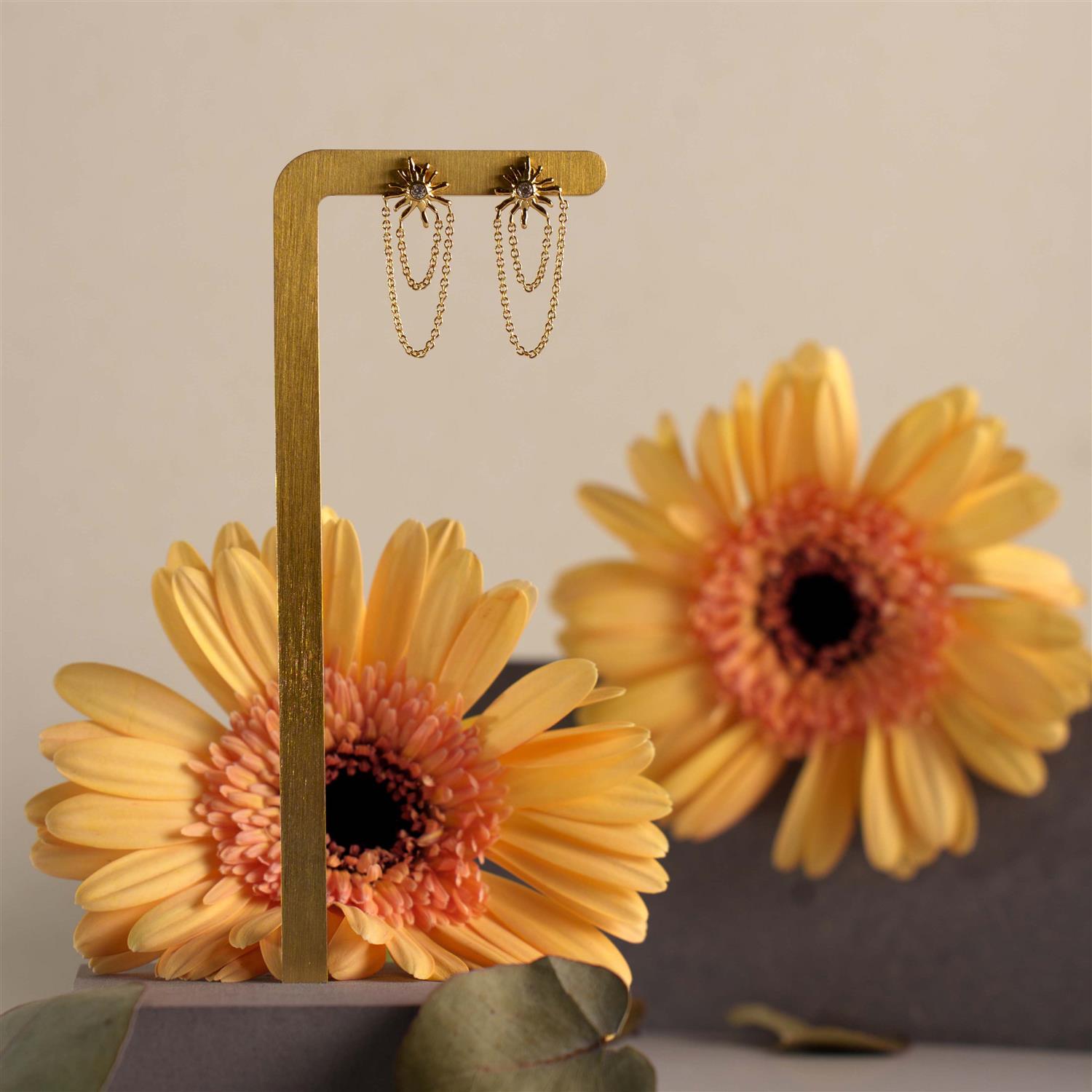 DAWN ØREDOBBER I SØLV MED ZIRKONIA