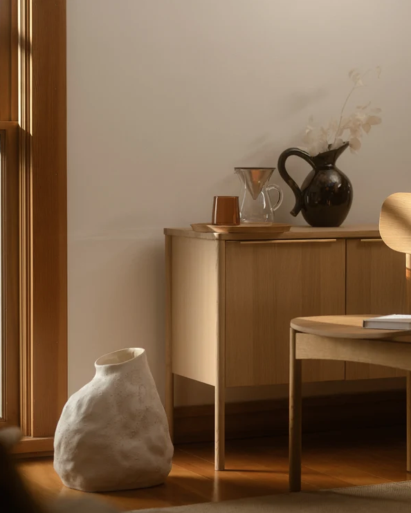 Vulca Vase Medium, Off-White