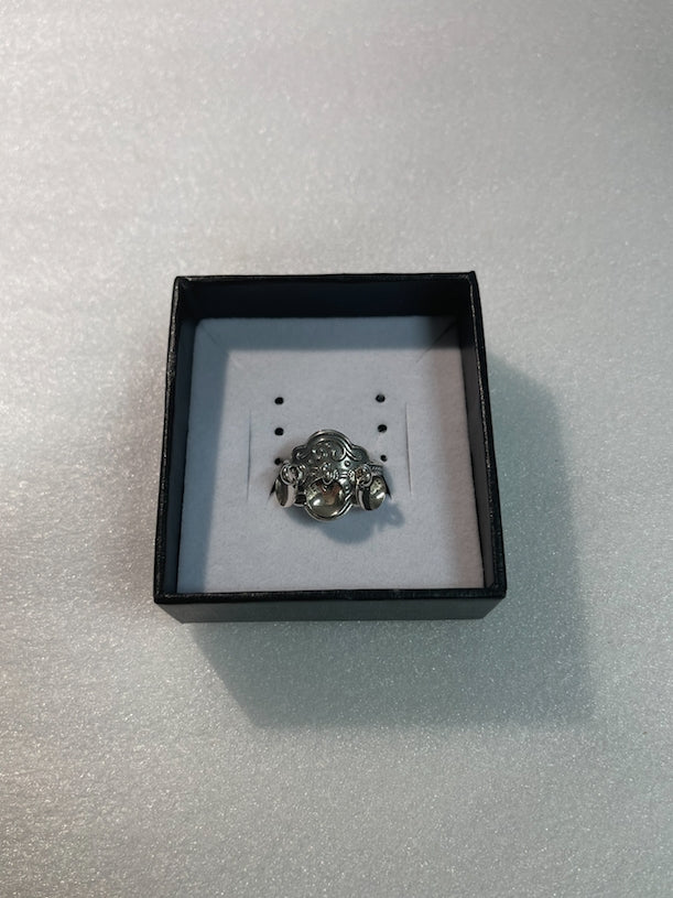 Fjordsylv Bunadsring med løv, oksidert