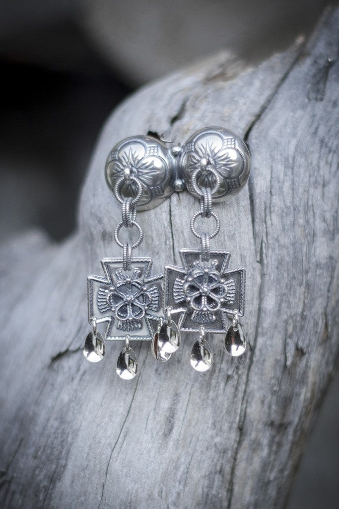 Fjordsylv Halsknapp uten stein, oksidert