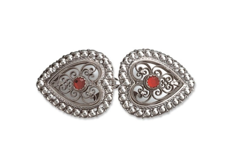 Fjordsylv Beltespenne til skinnlist med rød stein, oksidert