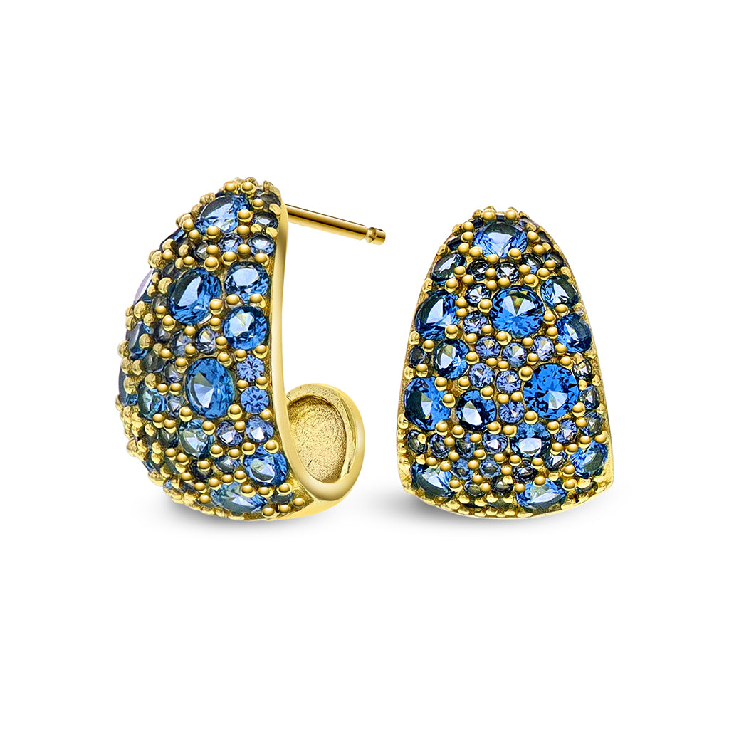 Nora Mørk Øredobber i forgylt sølv med blå zirkonia