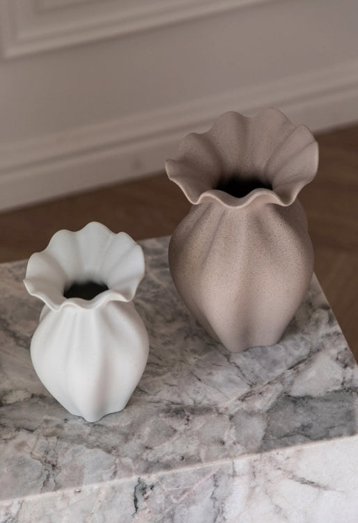 Nellie Vase Medium, Sand