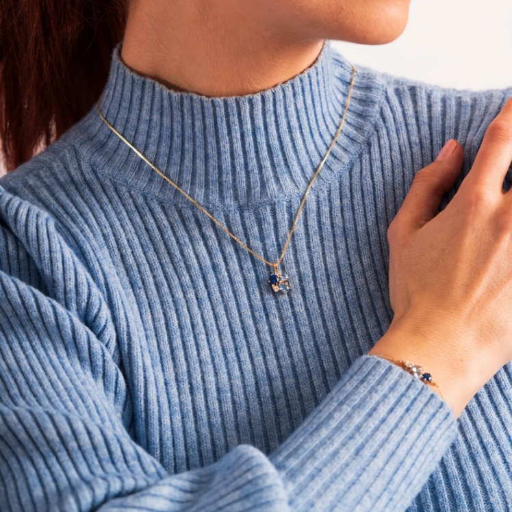 GLAM SMYKKE MED BLÅ ZIRKONIA