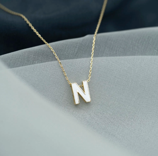 SMYKKE I SØLV BOKSTAV N