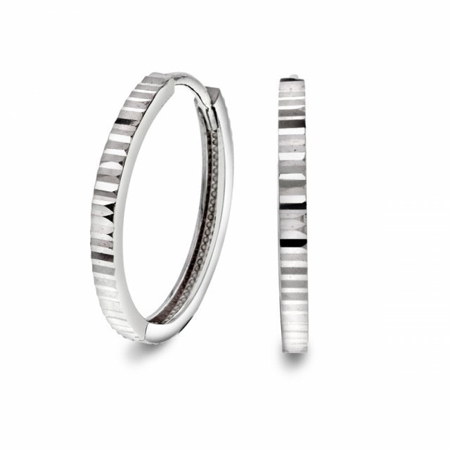 Øreringer i hvitt gull, 17 mm