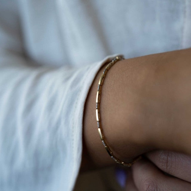 Armbånd i gull med diamanter 0,10 ct WP