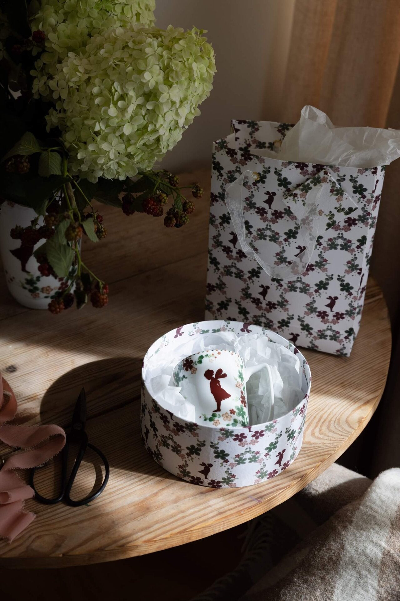 Alveblomst runde gavebokser,  3 pk