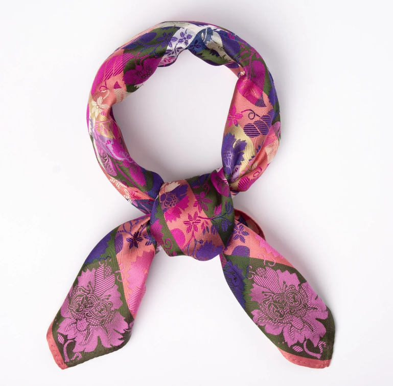 ESTELLE SILKESKJERF, 70X70CM