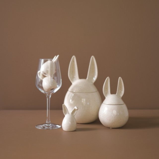 Eating Rabbit Small, Vanilla