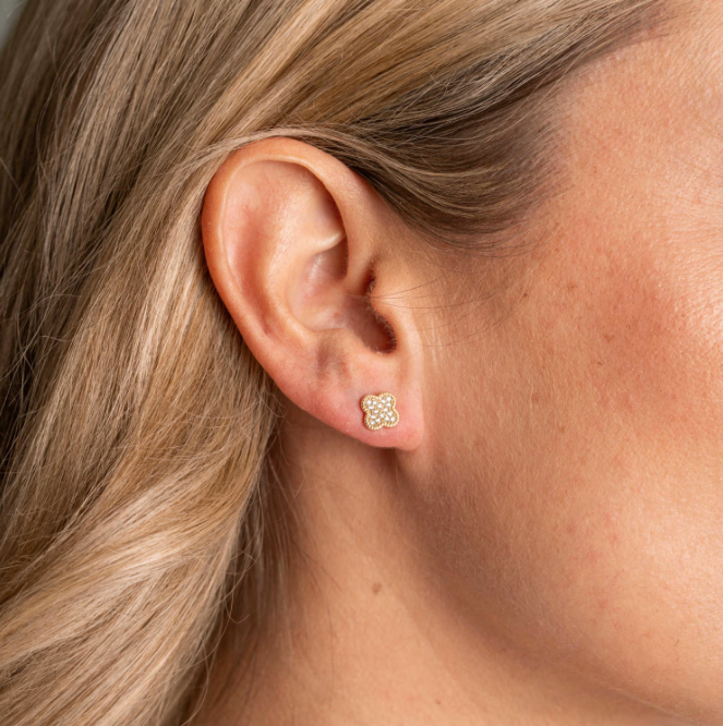 Øredobber i sølv med kløver i zirkonia