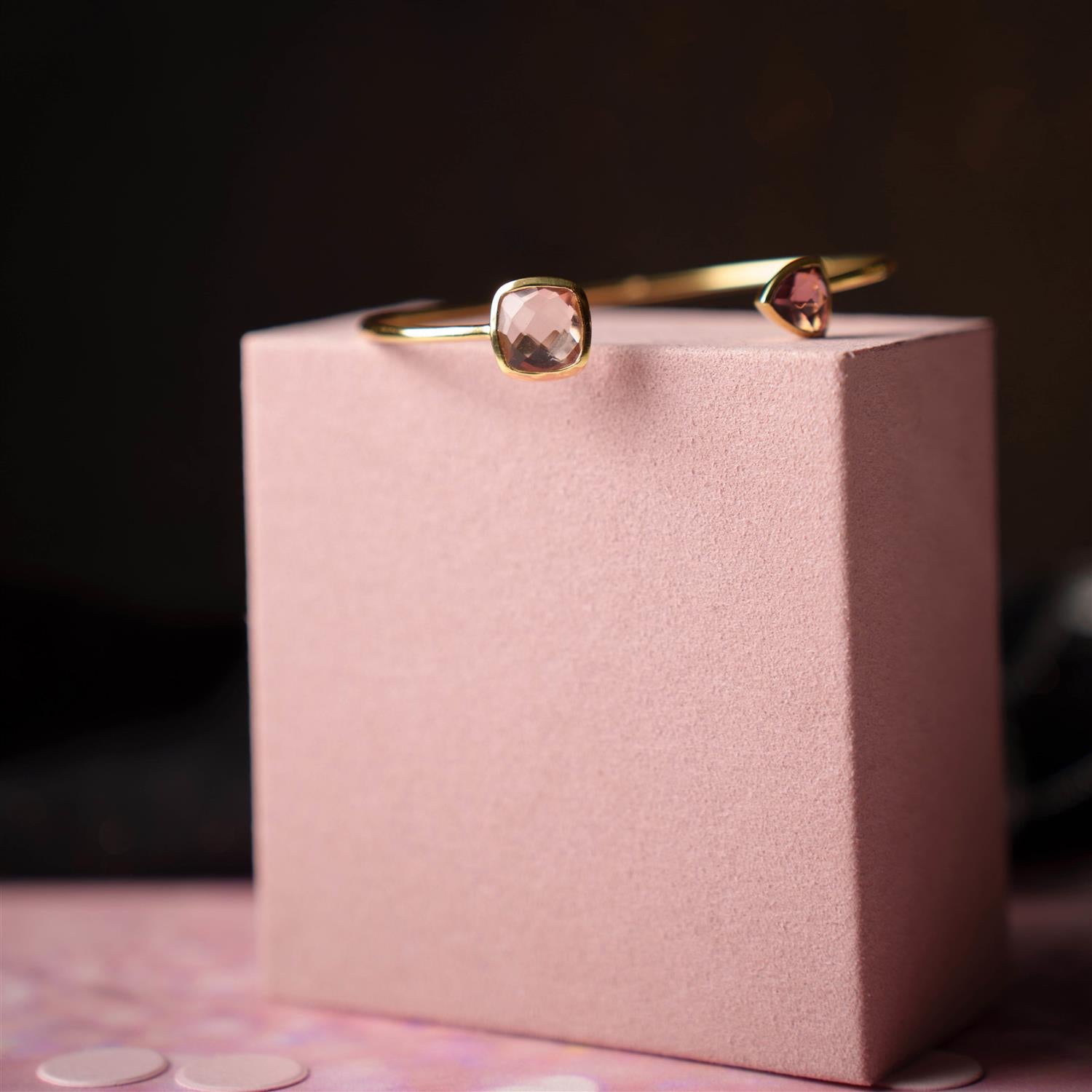Mirage armring med rosa stener