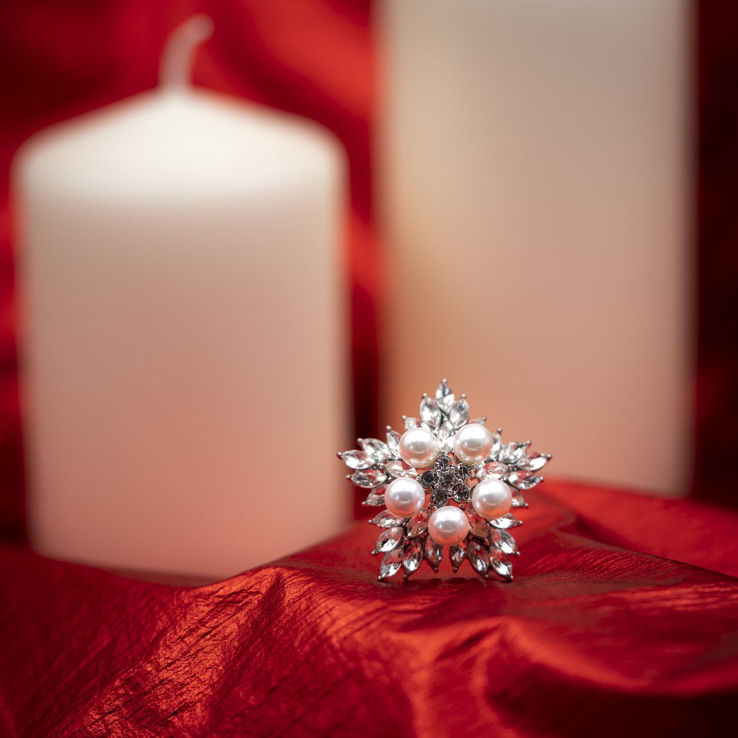 Julenål Snøstjerne med perler